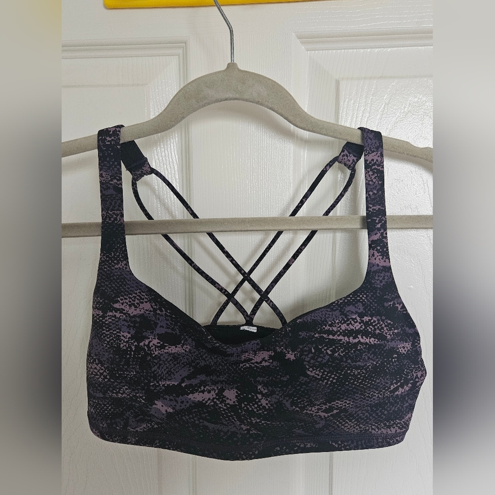 Lululemon | Free to Be Bra